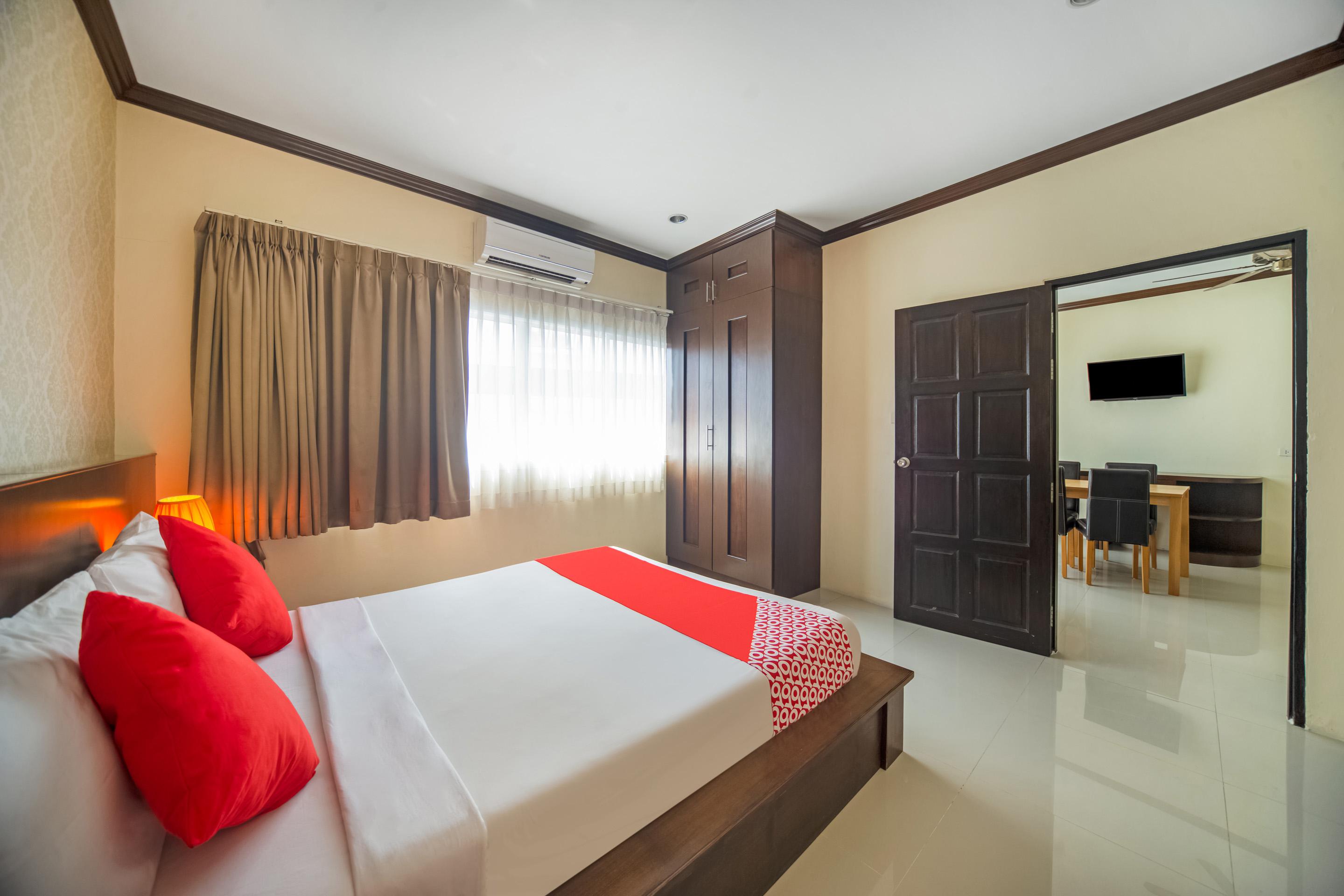 Oyo 232 Patong City Hometel Exteriör bild