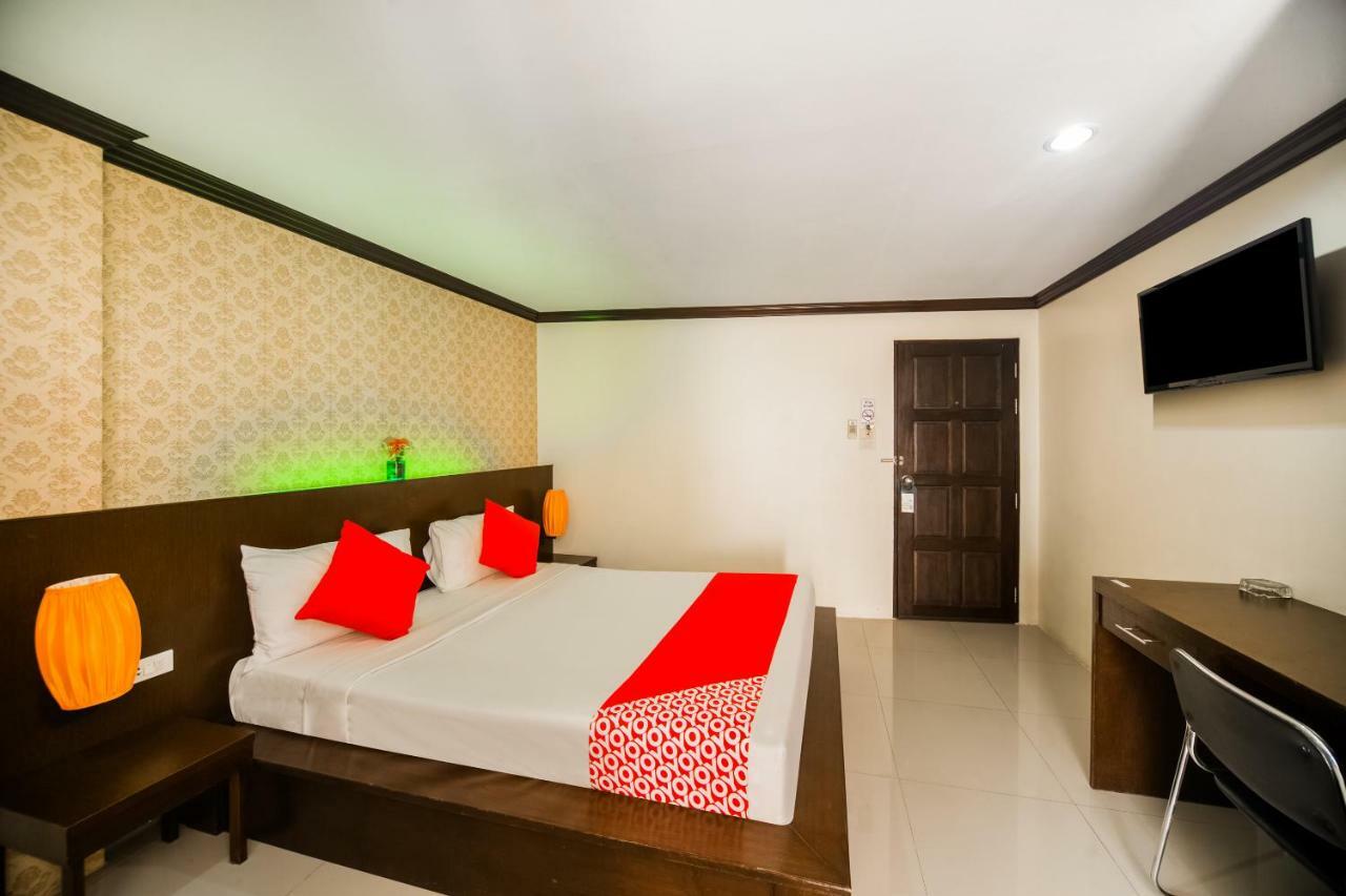Oyo 232 Patong City Hometel Exteriör bild